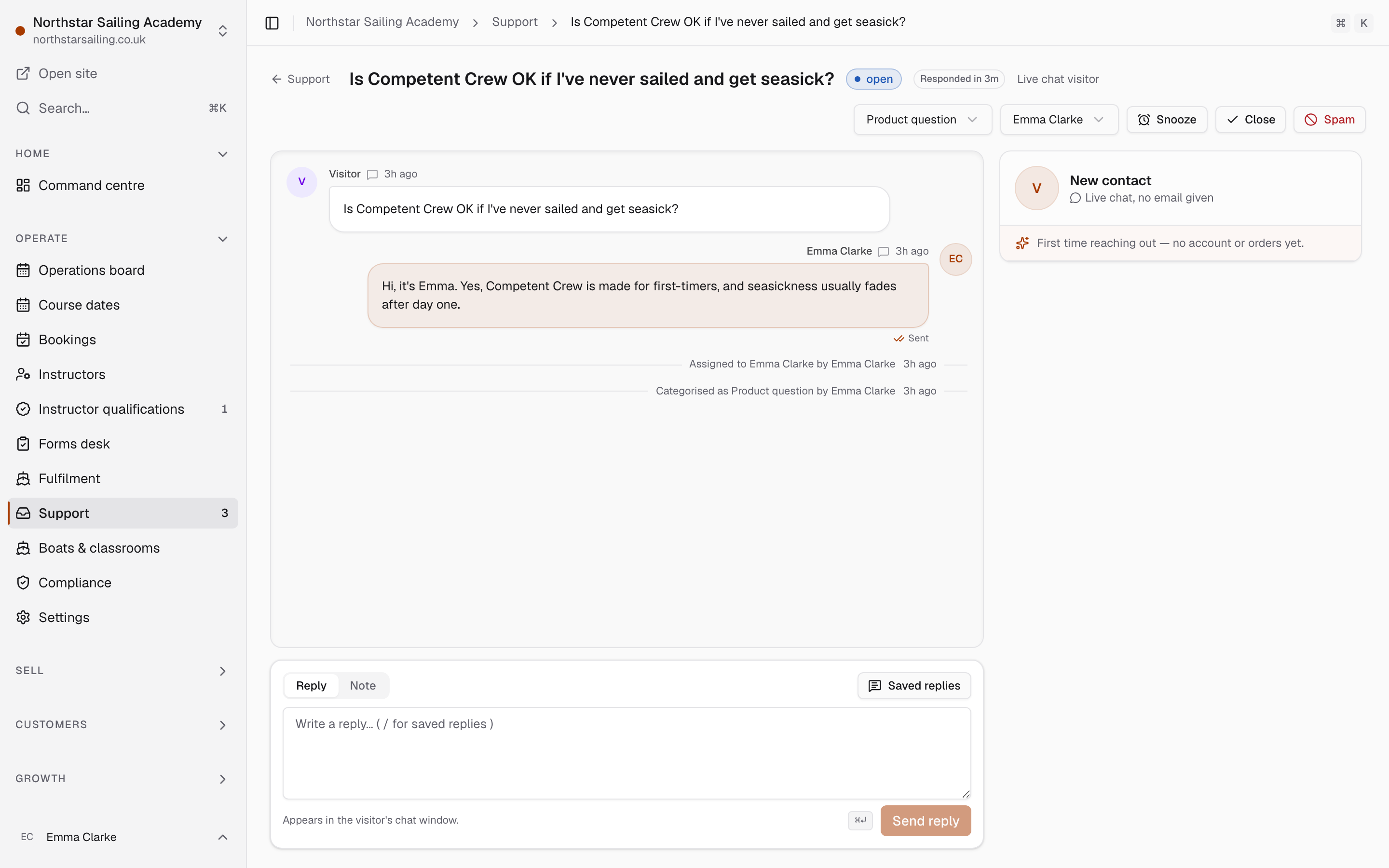 The same chat in the office inbox, assigned and answered.